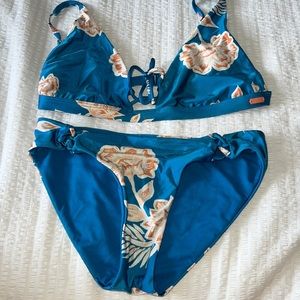 Roxy bikini
